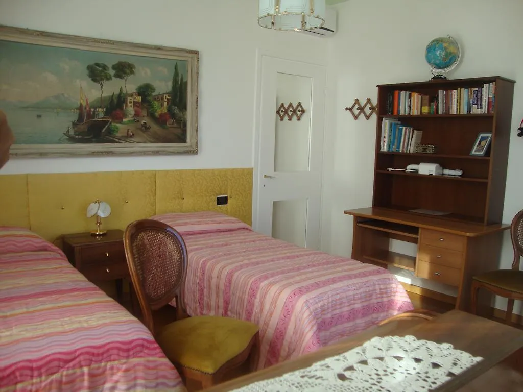 B&B Cavaliere Milano 3*, Μιλάνο